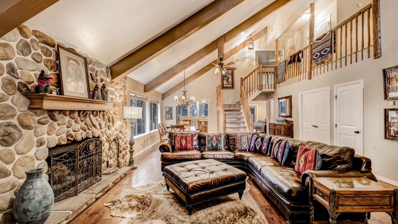 Photo of Livingroom in Ruidoso