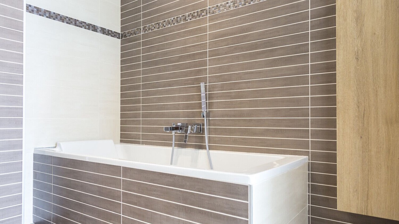 Photo of Bathroom in Cannes City Centre