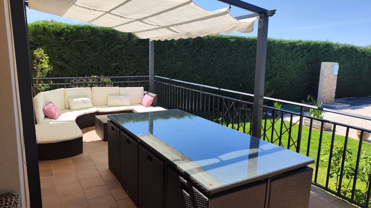 Photo of Patio Balcony in Zarzuela del Monte