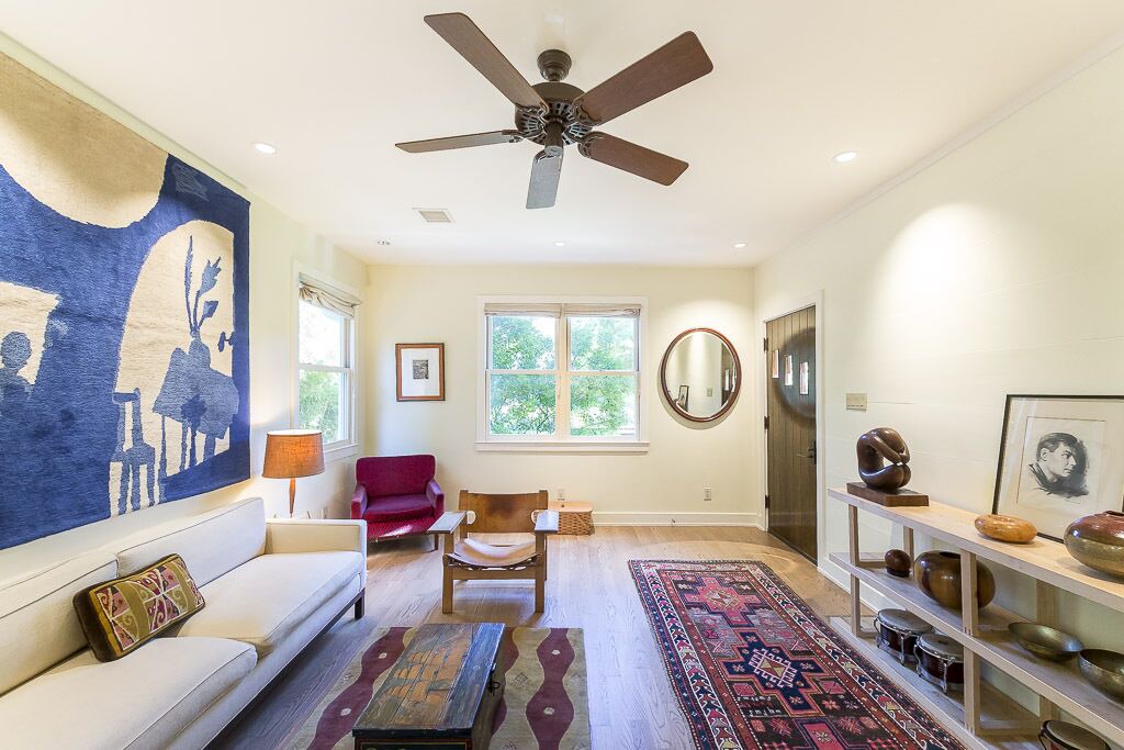 Photo of Livingroom in Barton Heights