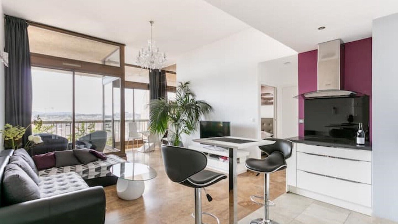 Photo of Livingroom in Comedie