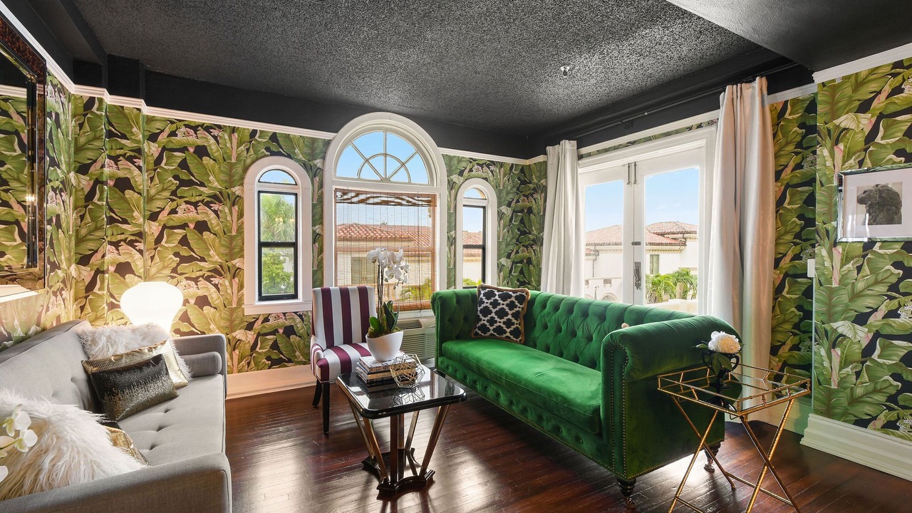 Photo of Livingroom in Palm Beach