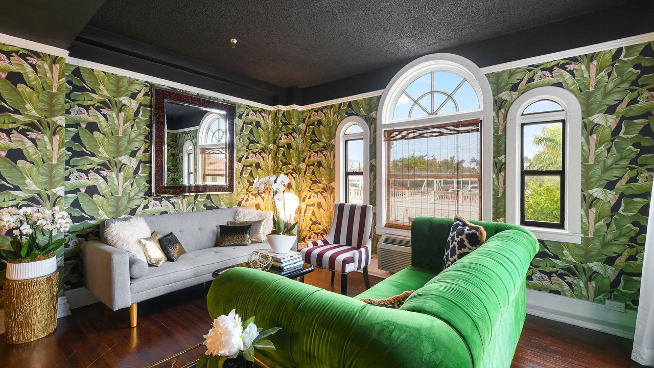 Photo of Livingroom in Palm Beach