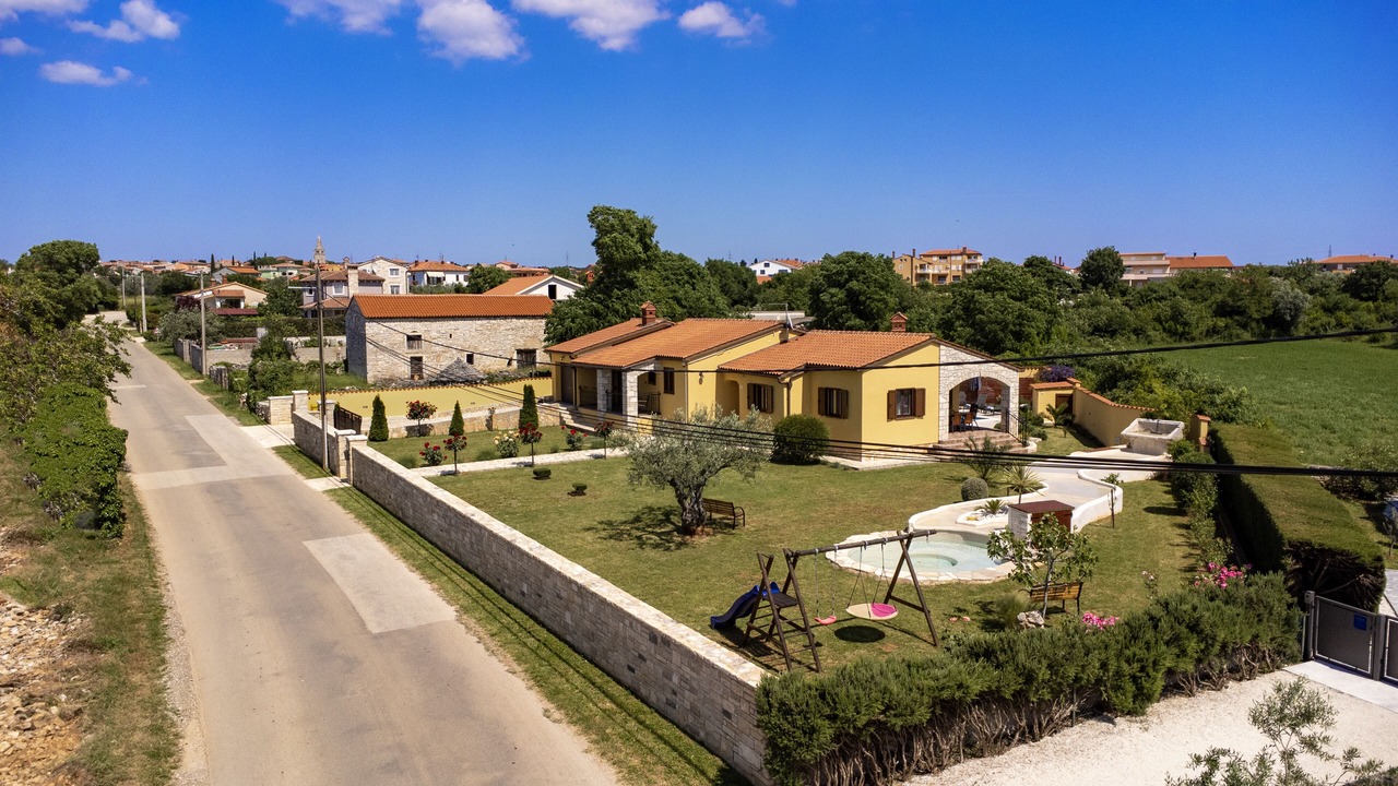 Photo of Outdoor in Galizana