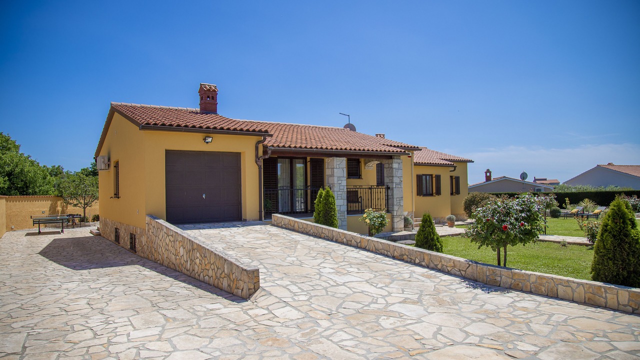 Photo of Outdoor in Galizana
