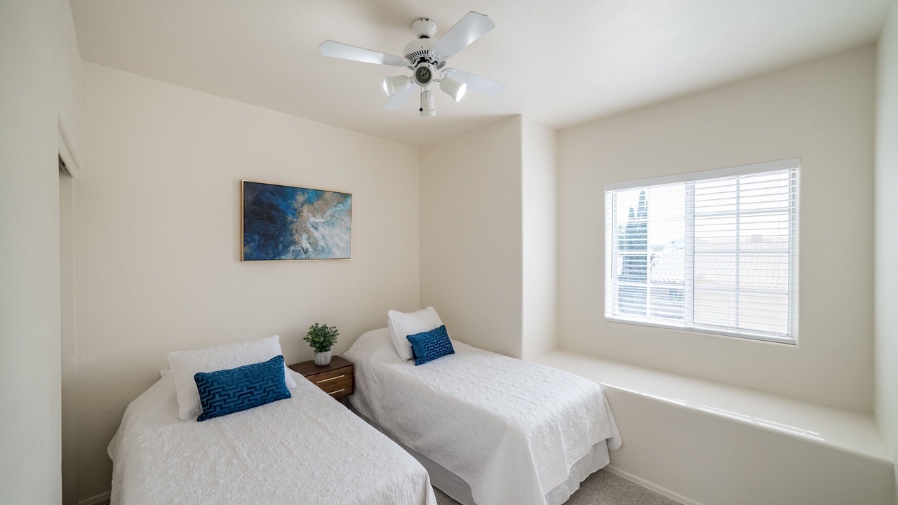Photo of Bedroom in Paradise Valley Village