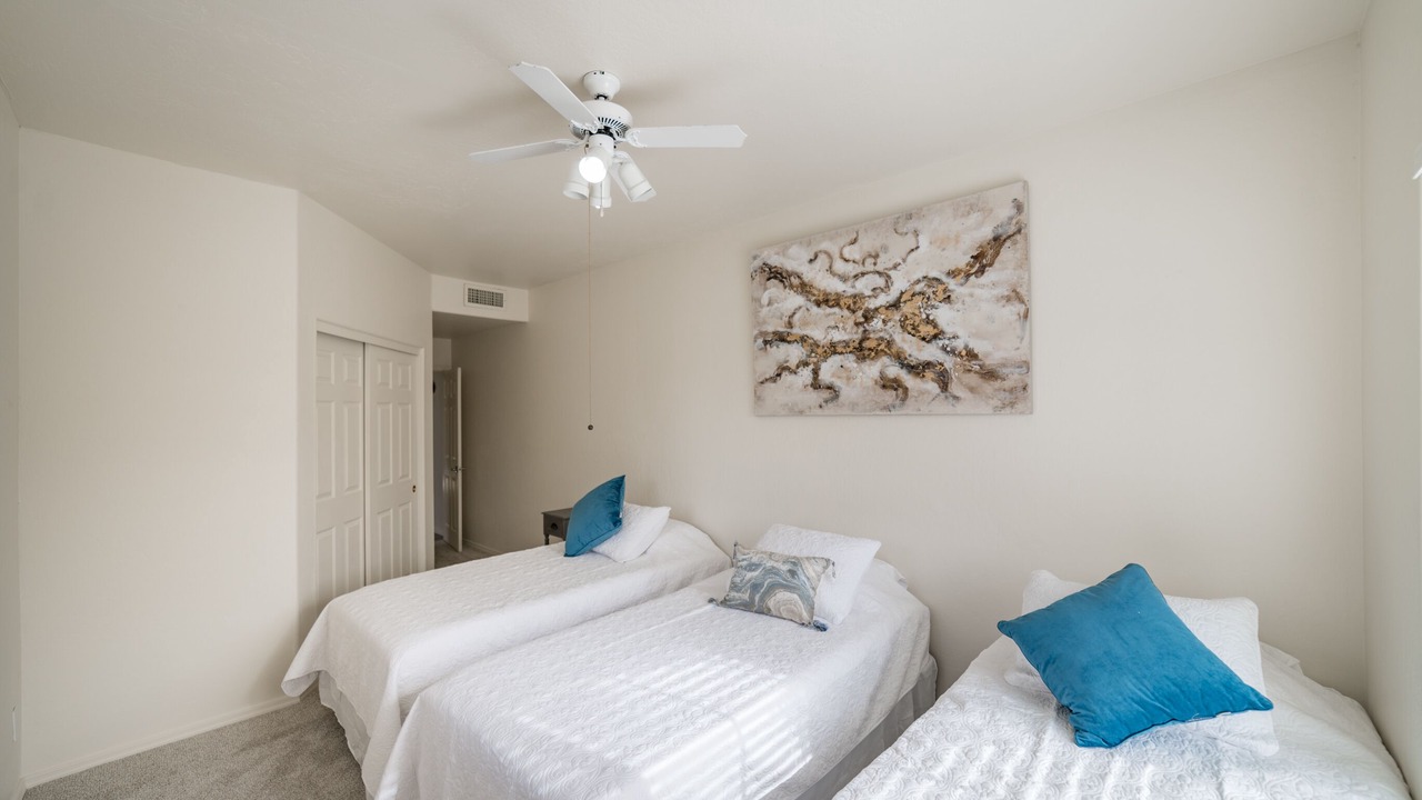 Photo of Bedroom in Paradise Valley Village