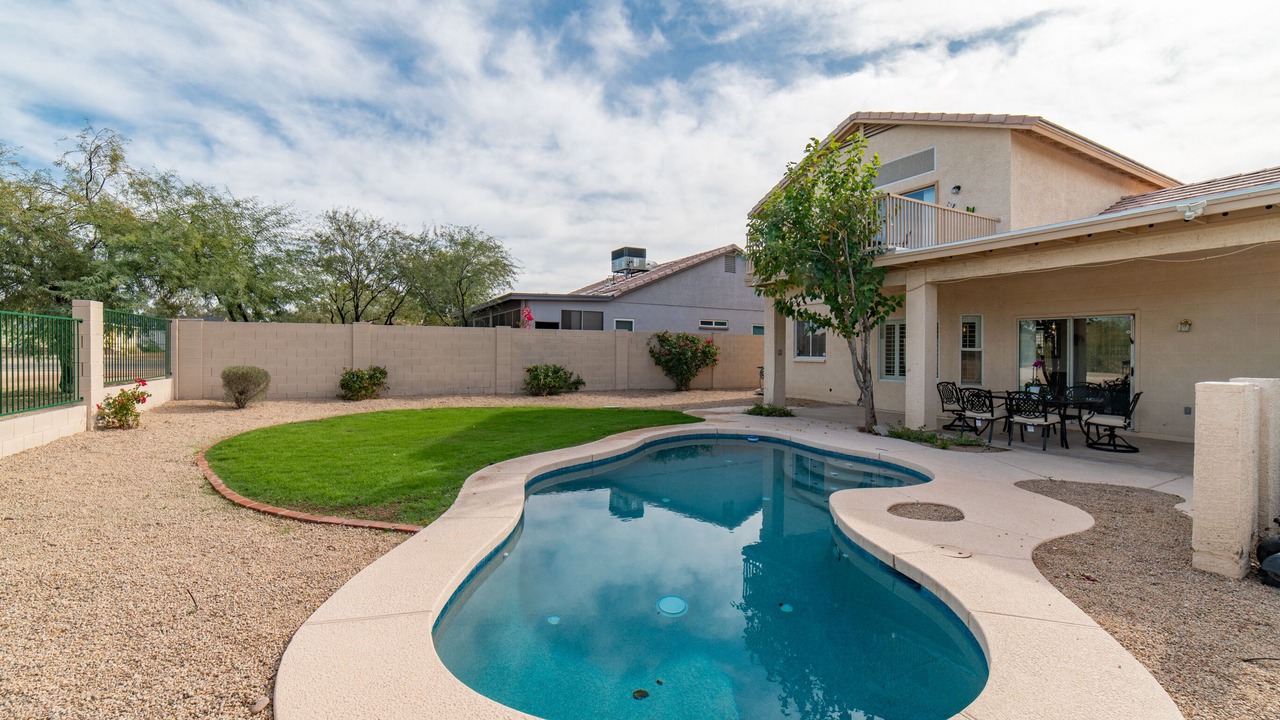 Photo of Outdoor in Paradise Valley Village