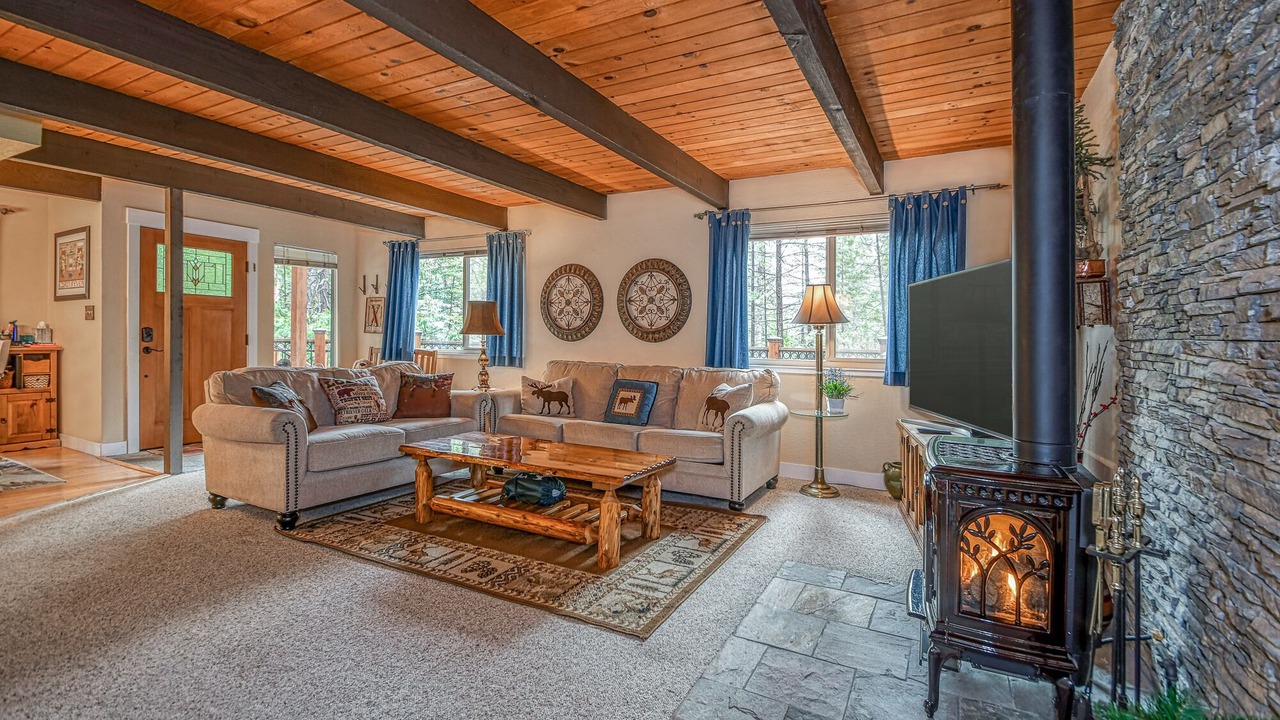 Photo of Livingroom in Arnold