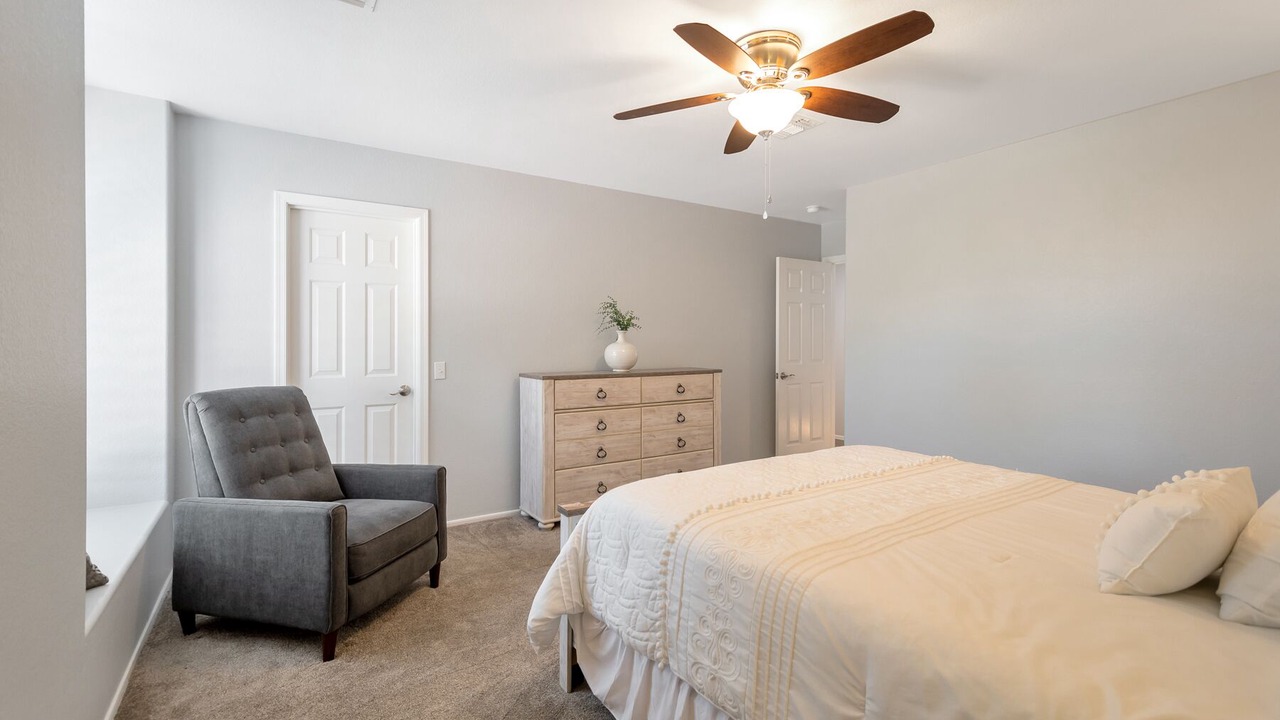 Photo of Bedroom in Pebblecreek