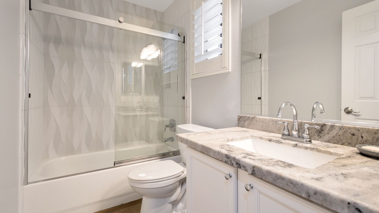 Photo of Bathroom in Pebblecreek