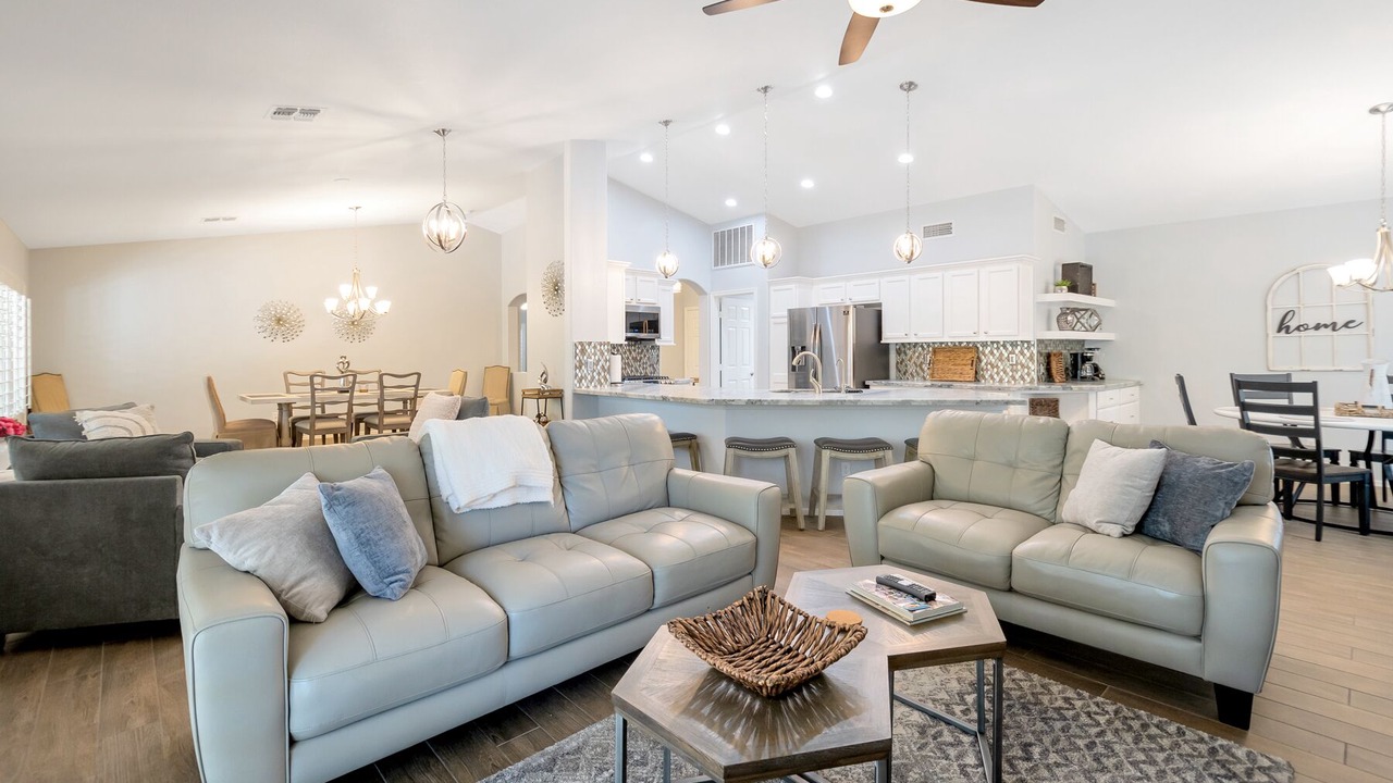 Photo of Livingroom in Pebblecreek