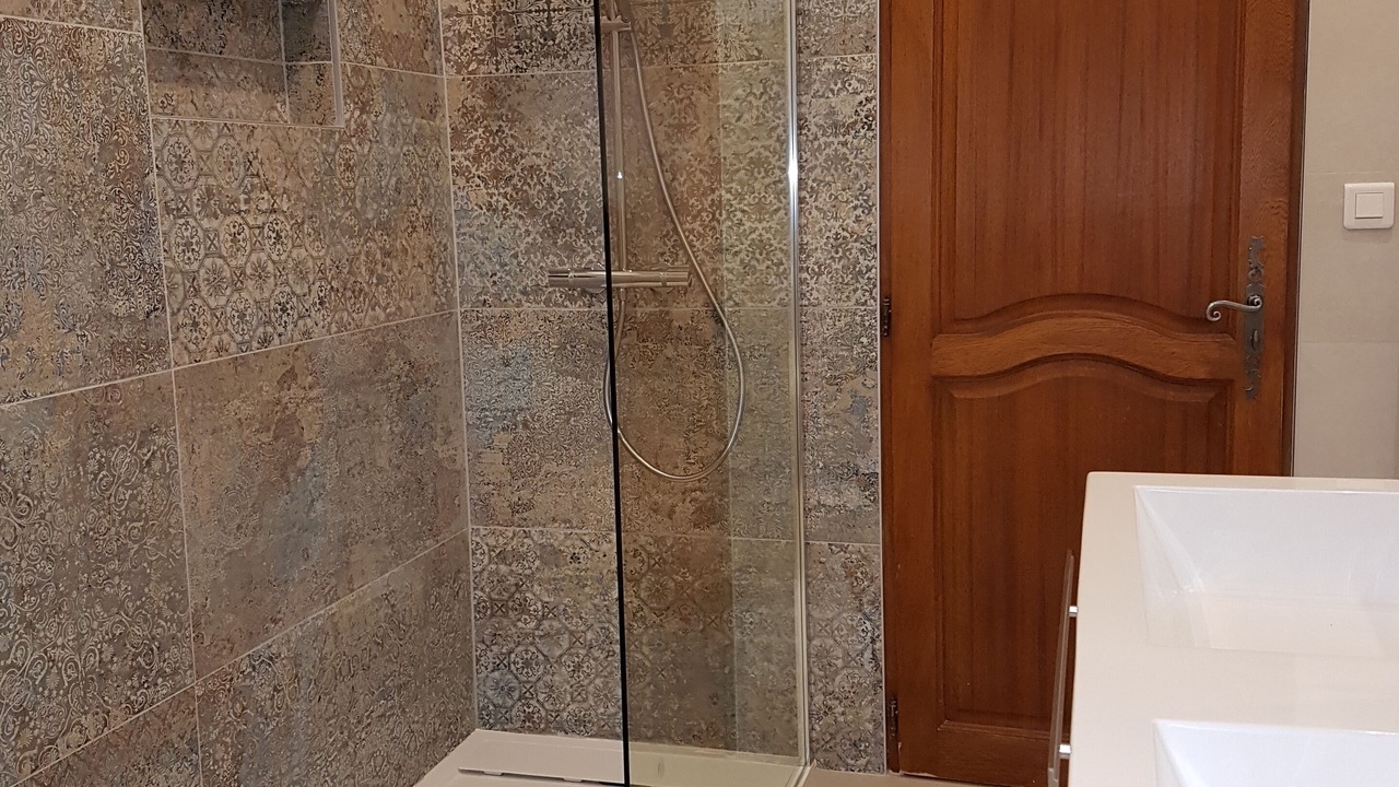 Photo of Bathroom in Lattes