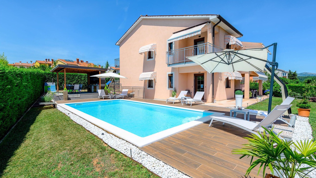 Photo of Outdoor in Vinez