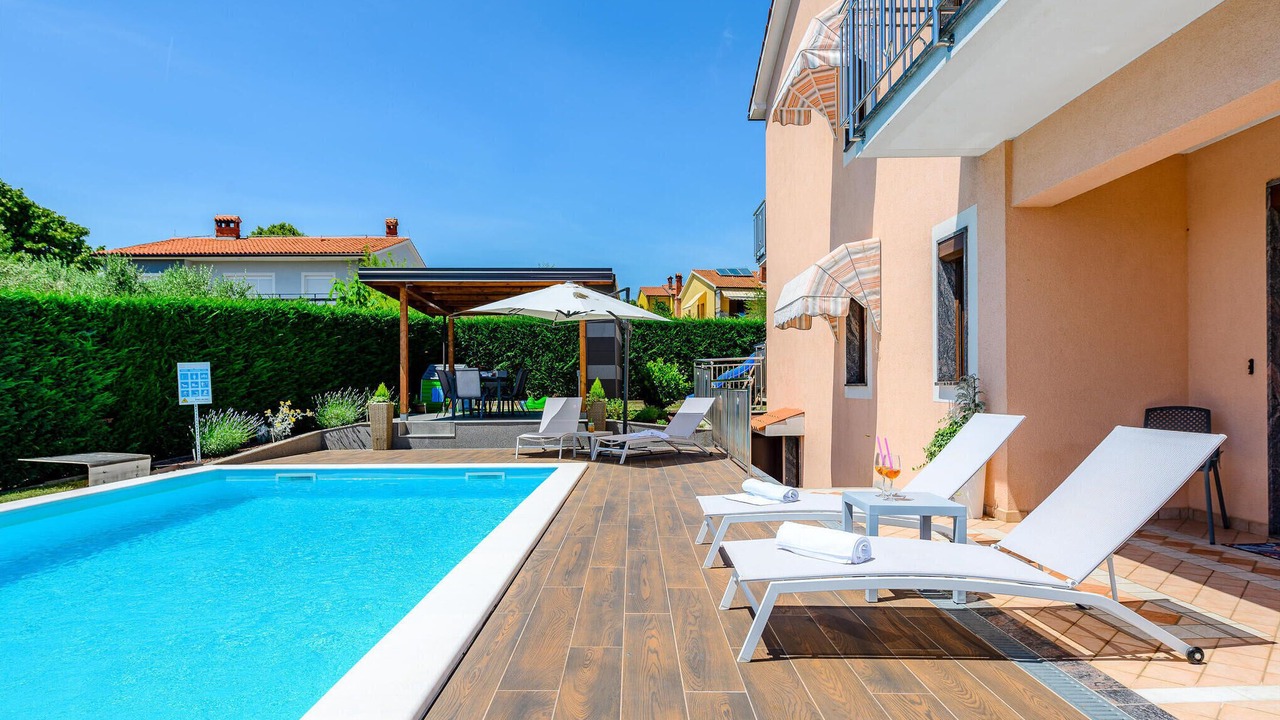 Photo of Outdoor in Vinez