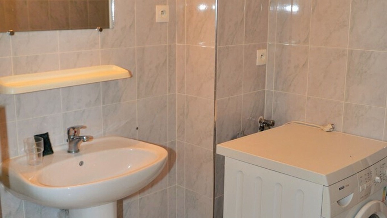 Photo of Bathroom in Saint-Laurent-de-Lin