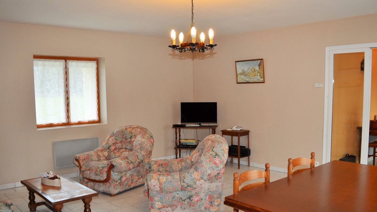 Photo of Livingroom in Saint-Laurent-de-Lin