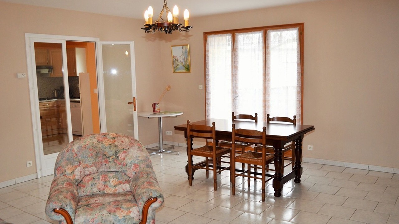 Photo of Livingroom in Saint-Laurent-de-Lin