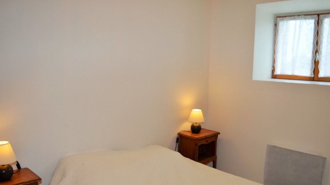 Photo of Bedroom in Saint-Laurent-de-Lin