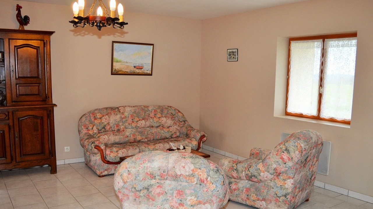 Photo of Livingroom in Saint-Laurent-de-Lin