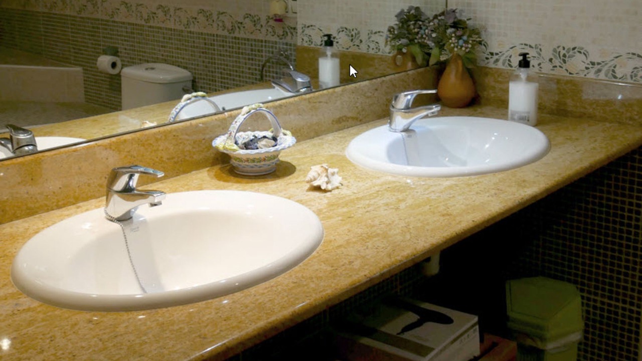 Photo of Bathroom in Anna