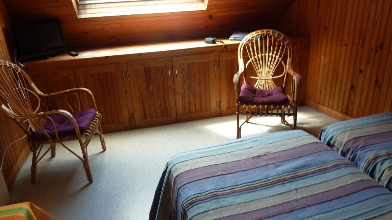 Photo of Bedroom in Plonevez-Porzay