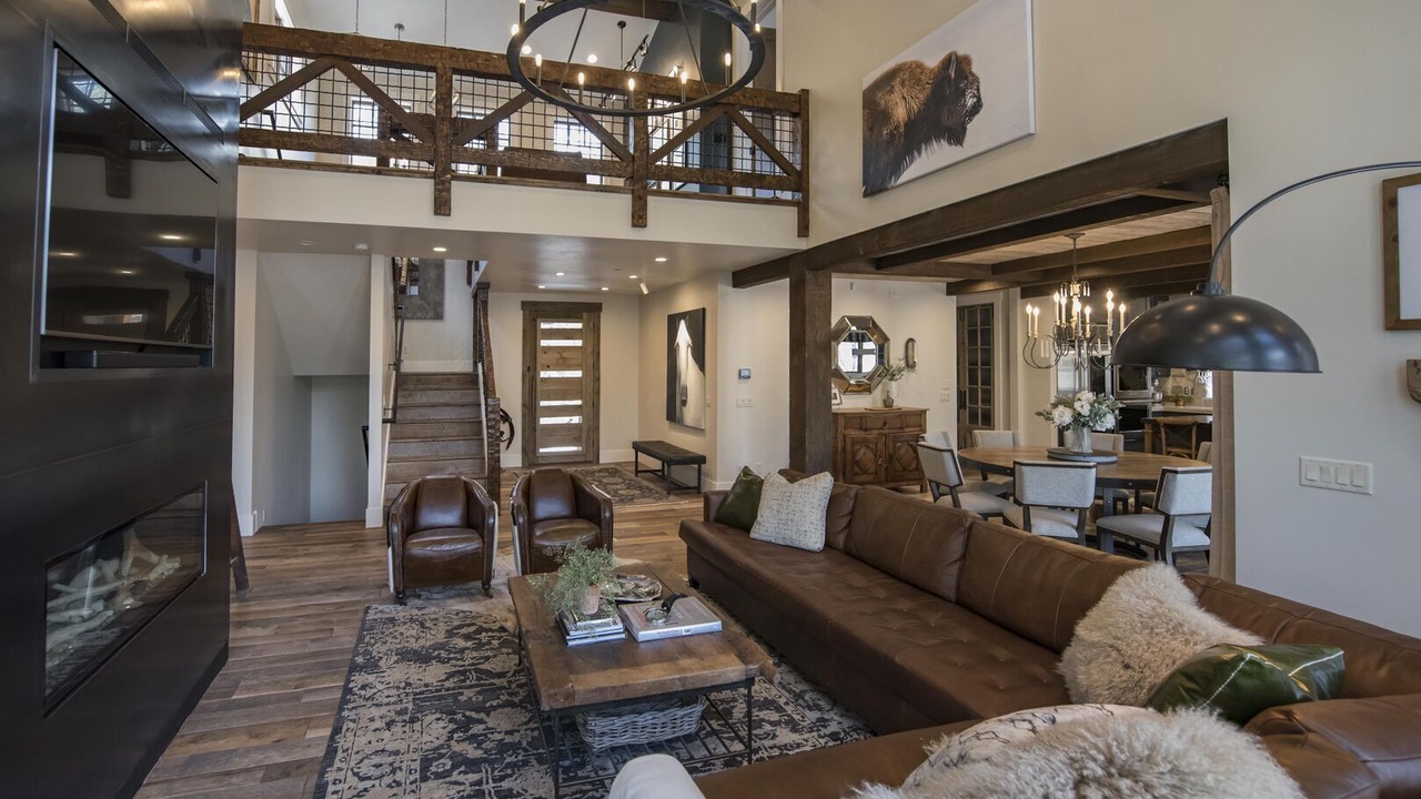 Photo of Livingroom in Sundance