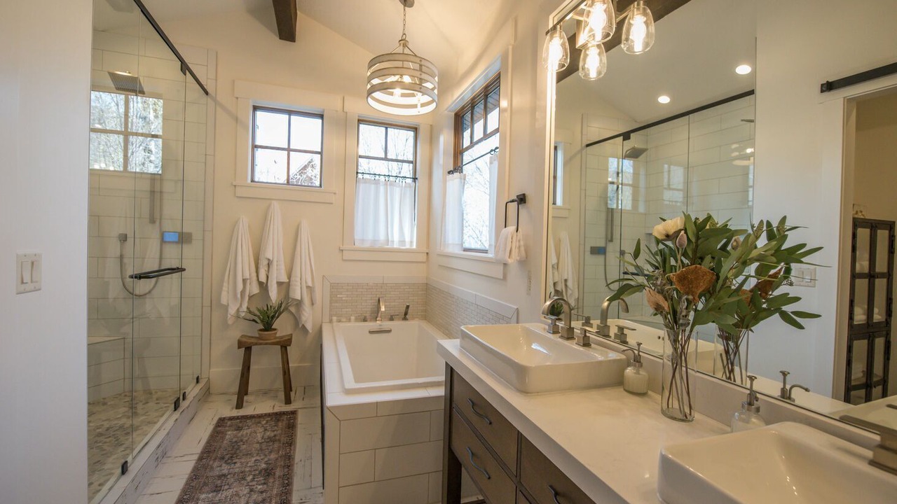 Photo of Bathroom in Sundance