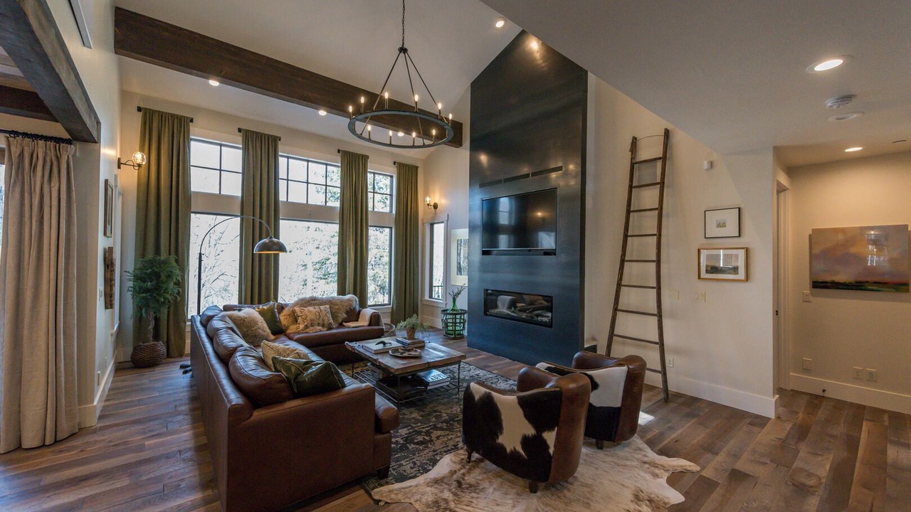 Photo of Livingroom in Sundance