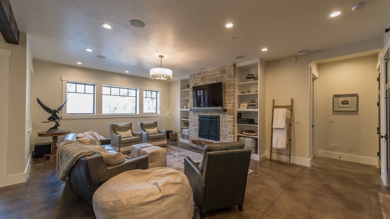 Photo of Livingroom in Sundance