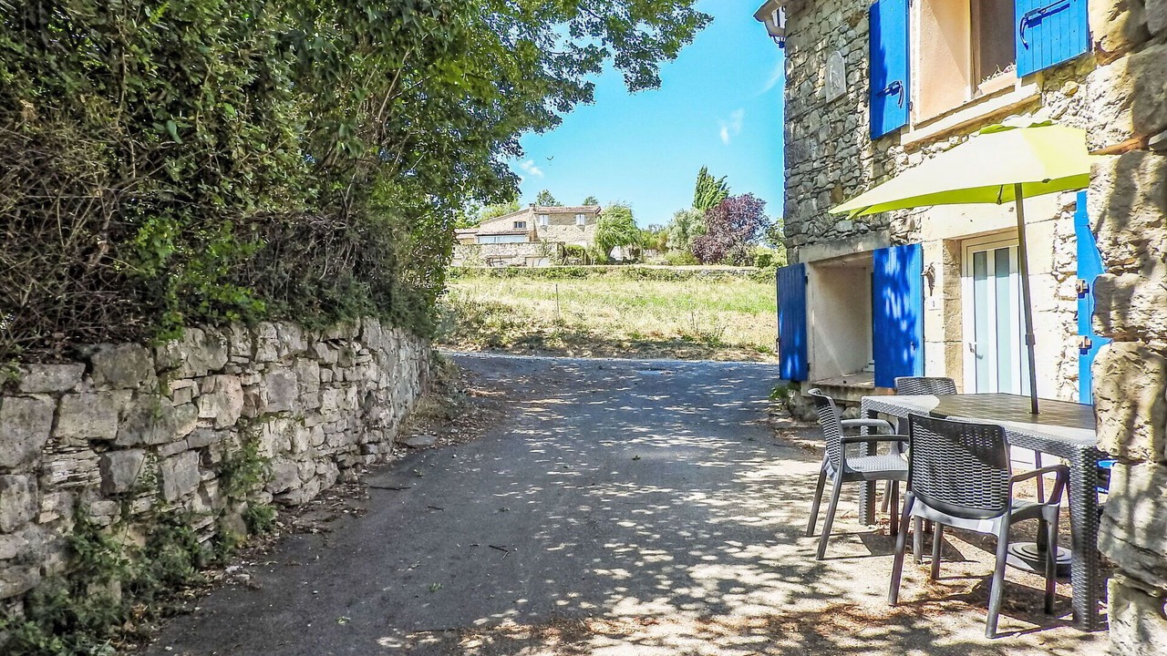 Photo of Others in Limans