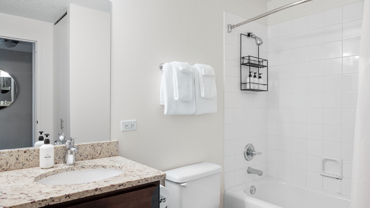 Photo of Bathroom in Near North Side