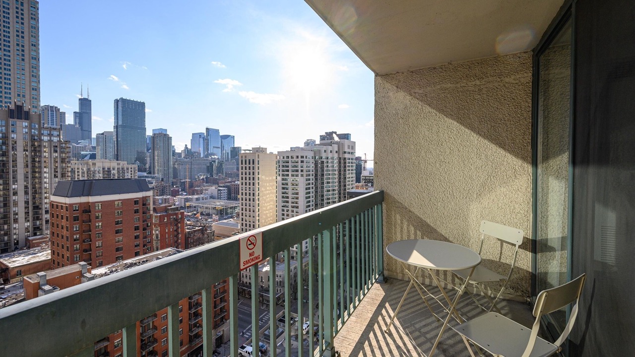Photo of Patio Balcony in Near North Side