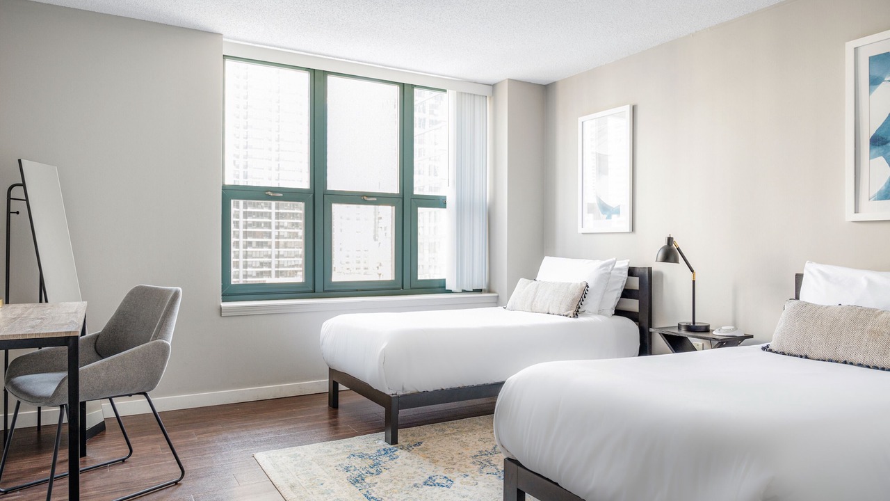 Photo of Bedroom in Near North Side