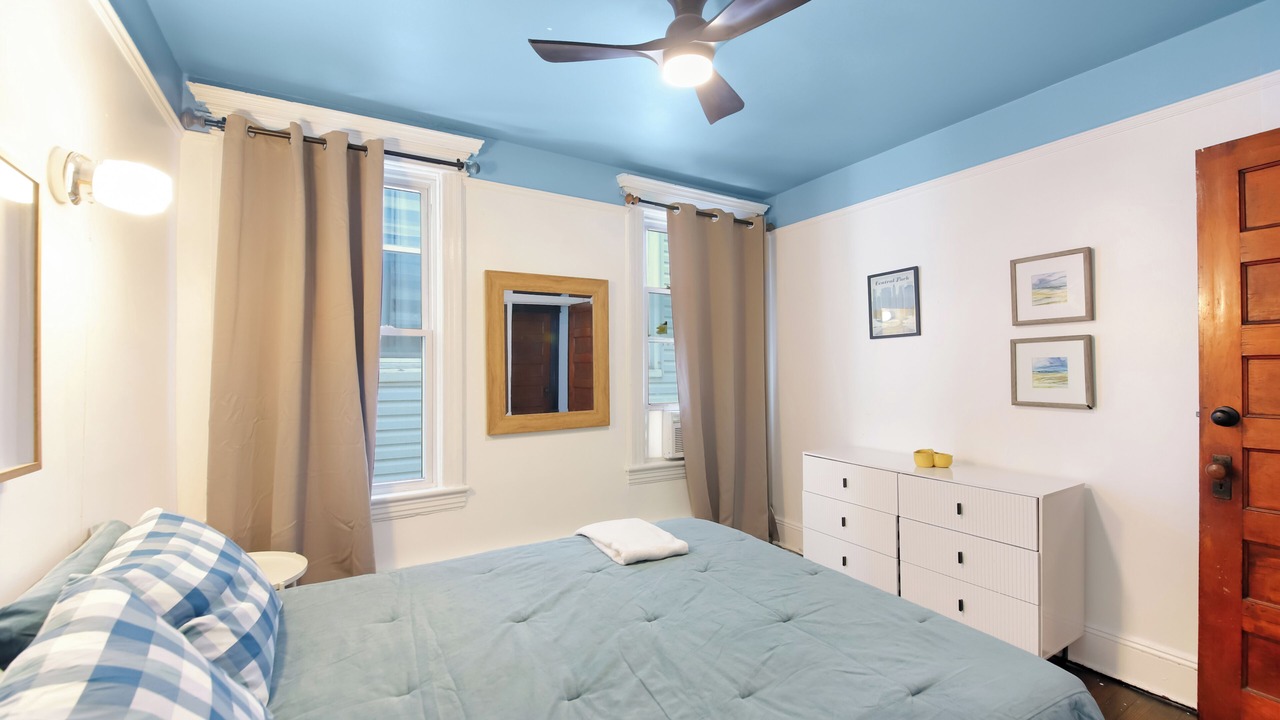 Photo of Bedroom in West Side