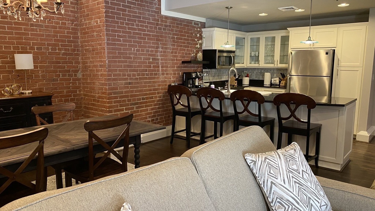 Photo of Livingroom in Greenville Downtown