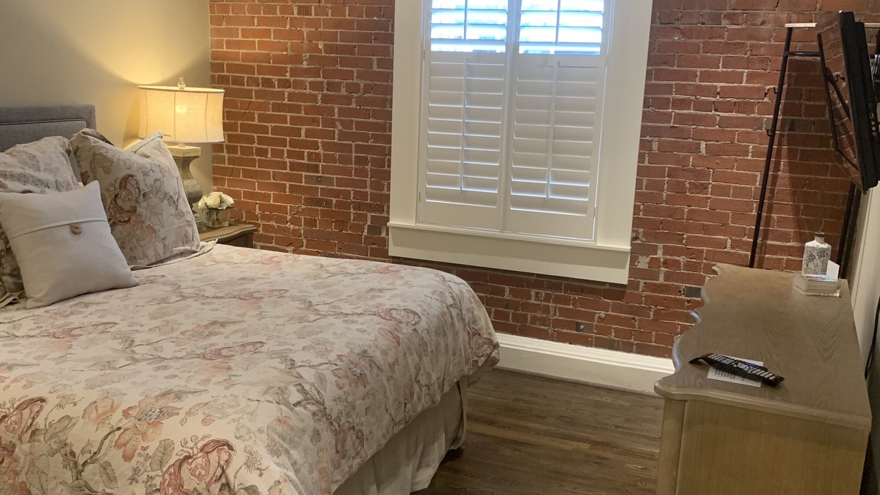 Photo of Bedroom in Greenville Downtown