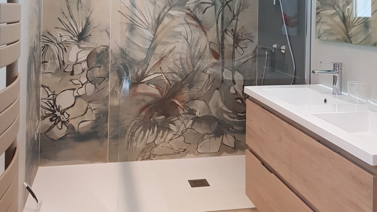 Photo of Bathroom in Angles