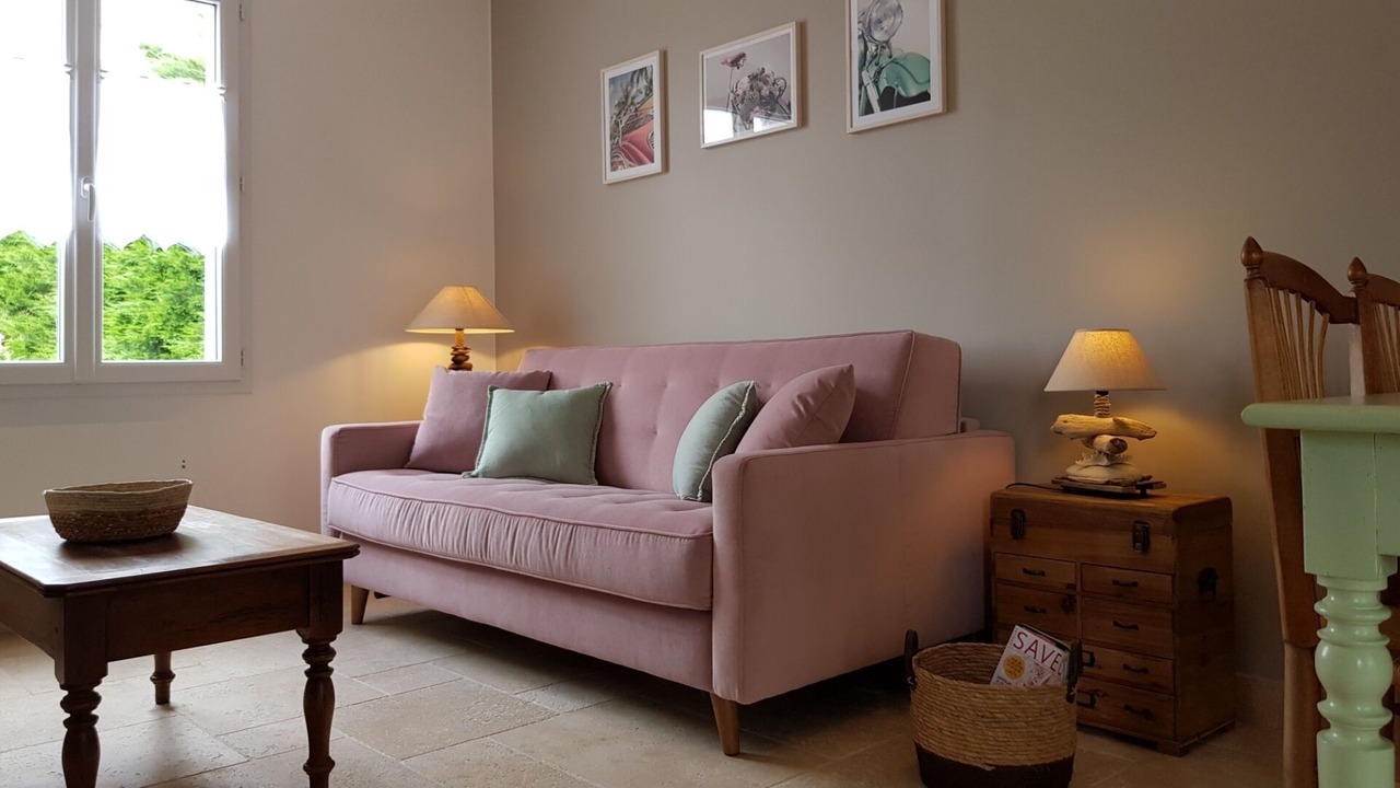 Photo of Livingroom in Angles