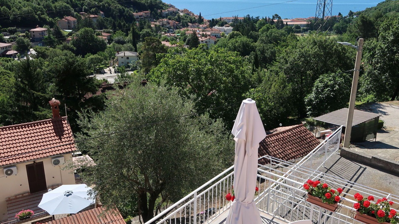 Photo of Others in Sucici