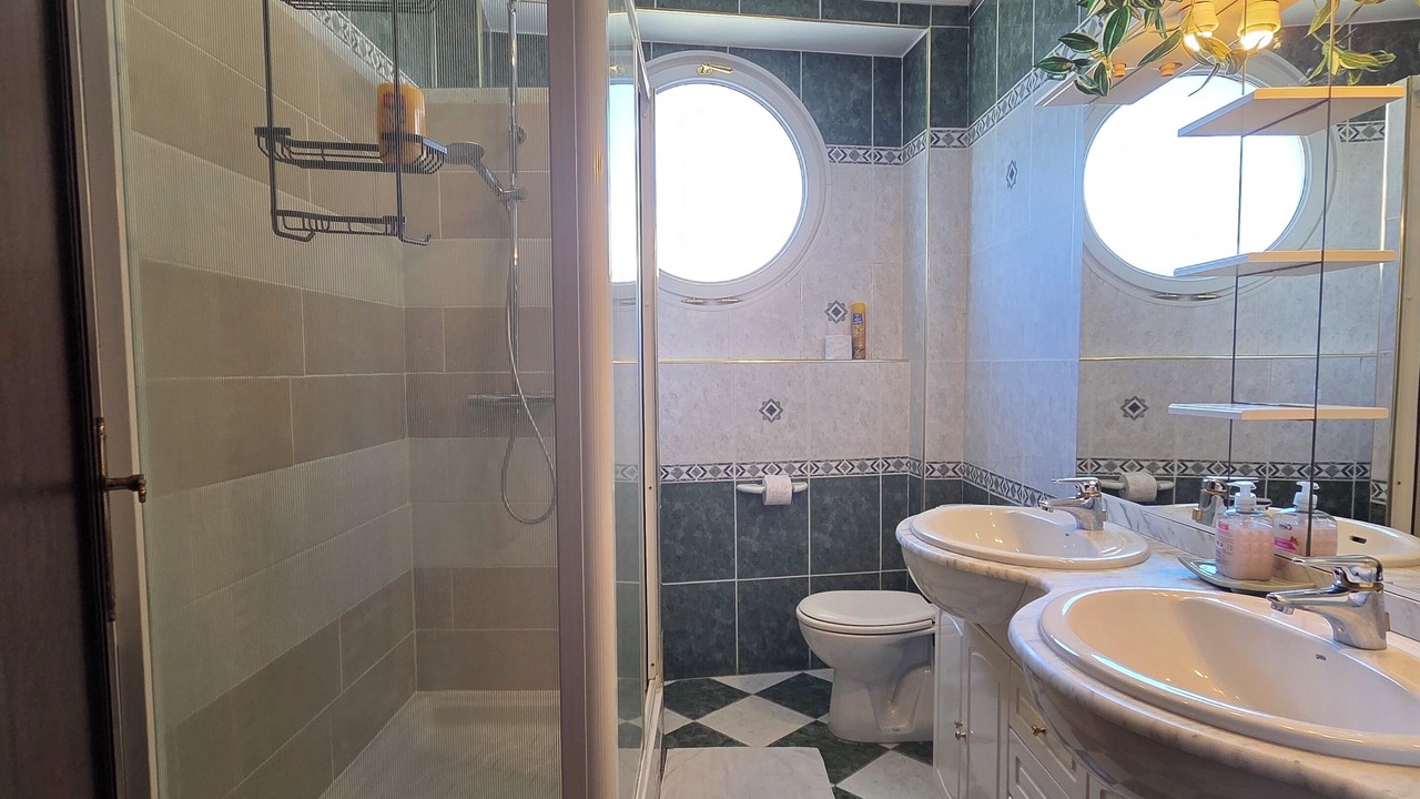 Photo of Bathroom in Sommieres