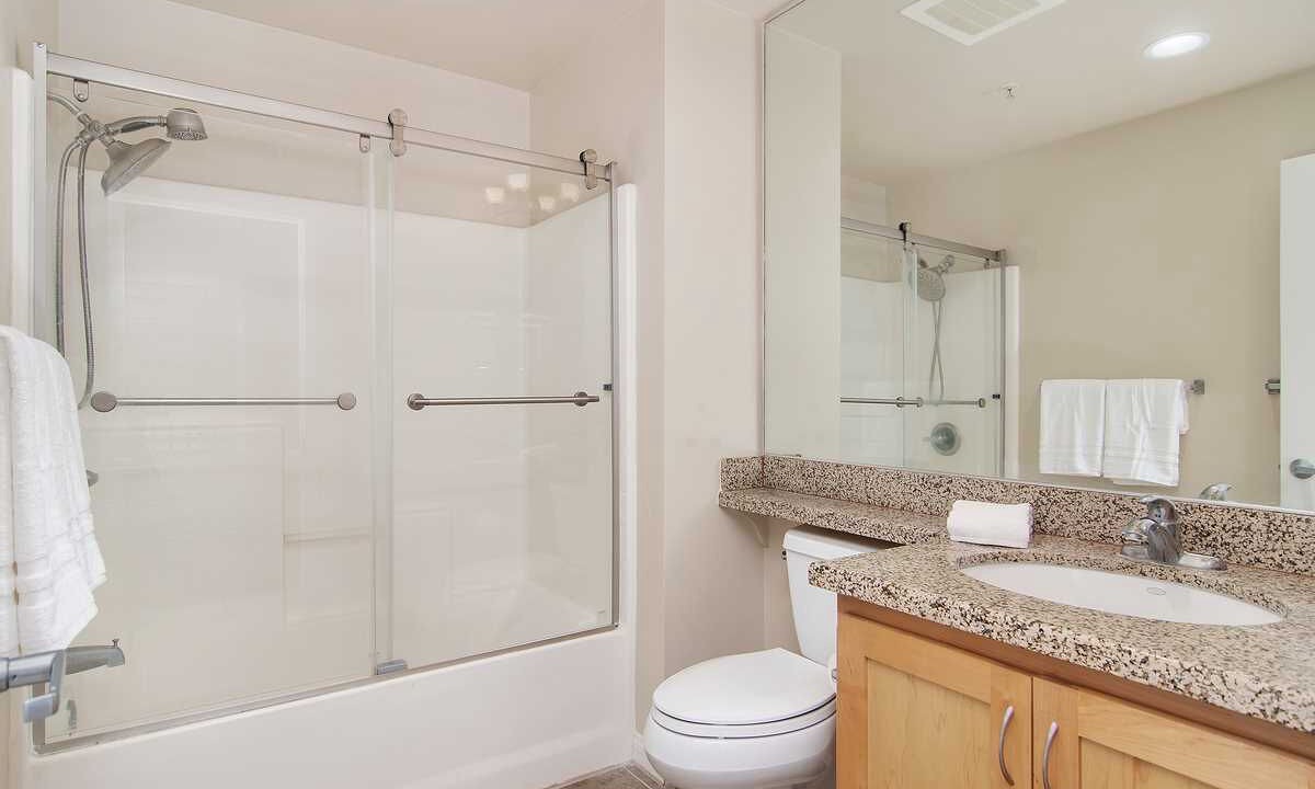 Photo of Bathroom in Pacific Terrace