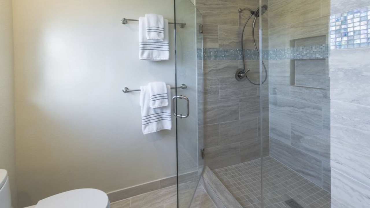Photo of Bathroom in Pointe San Luis