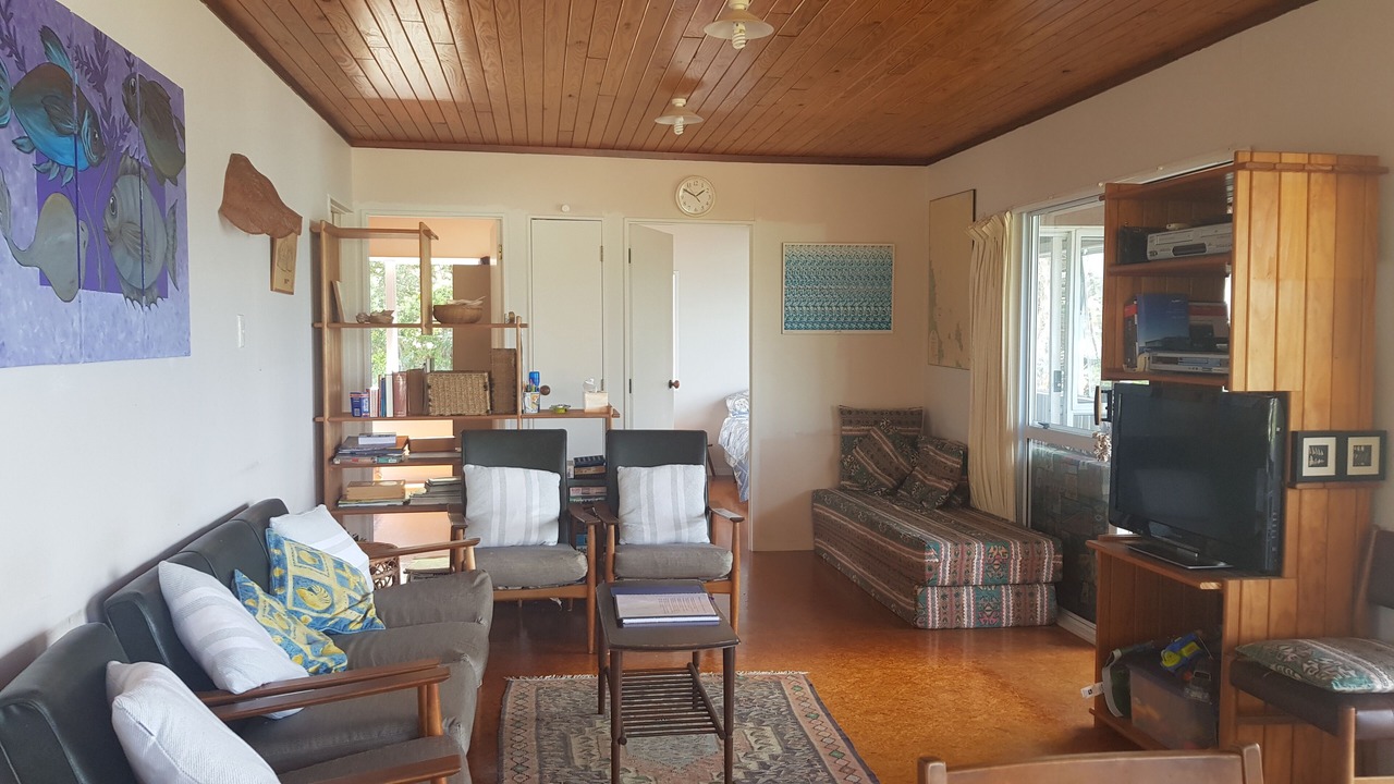 Photo of Livingroom in Langs Beach