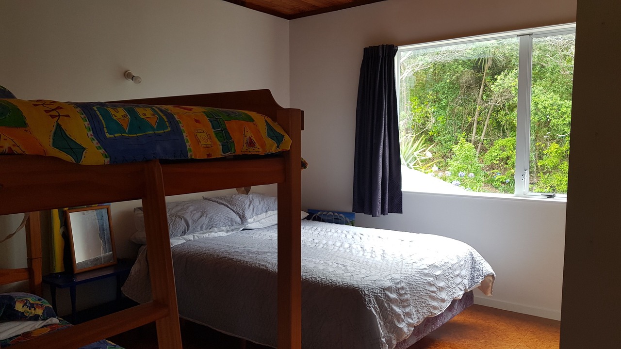 Photo of Bedroom in Langs Beach