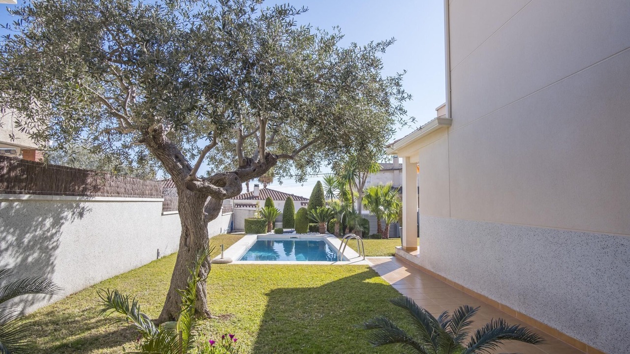 Photo of Outdoor in El Mas Mel