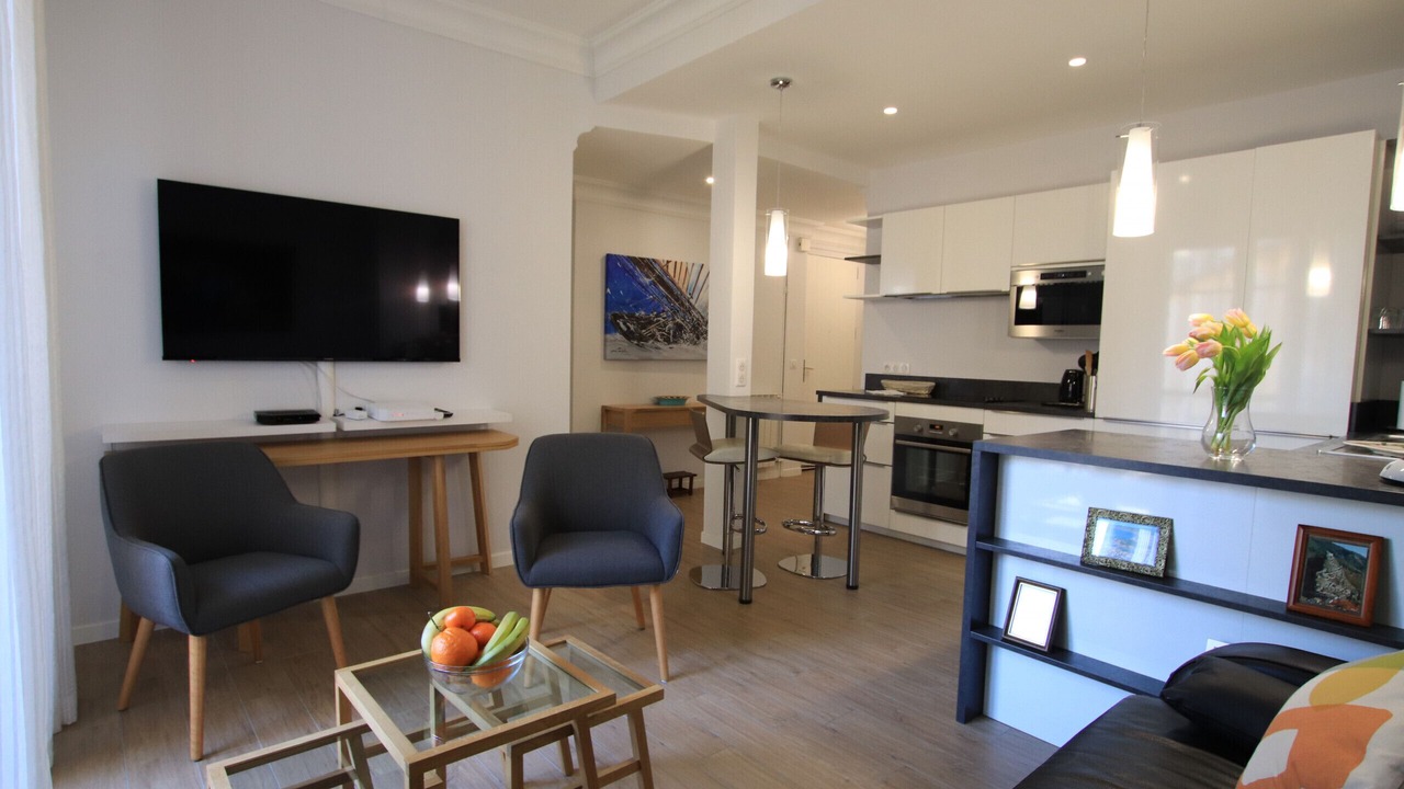 Photo of Others in Vernier