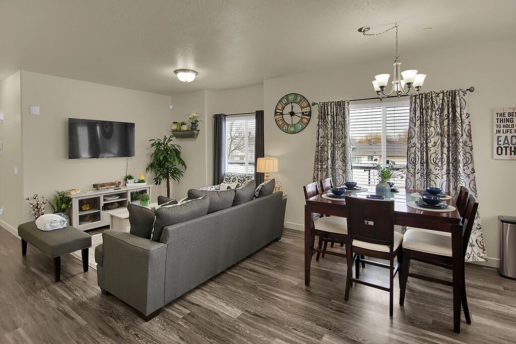Photo of Livingroom in Clearfield