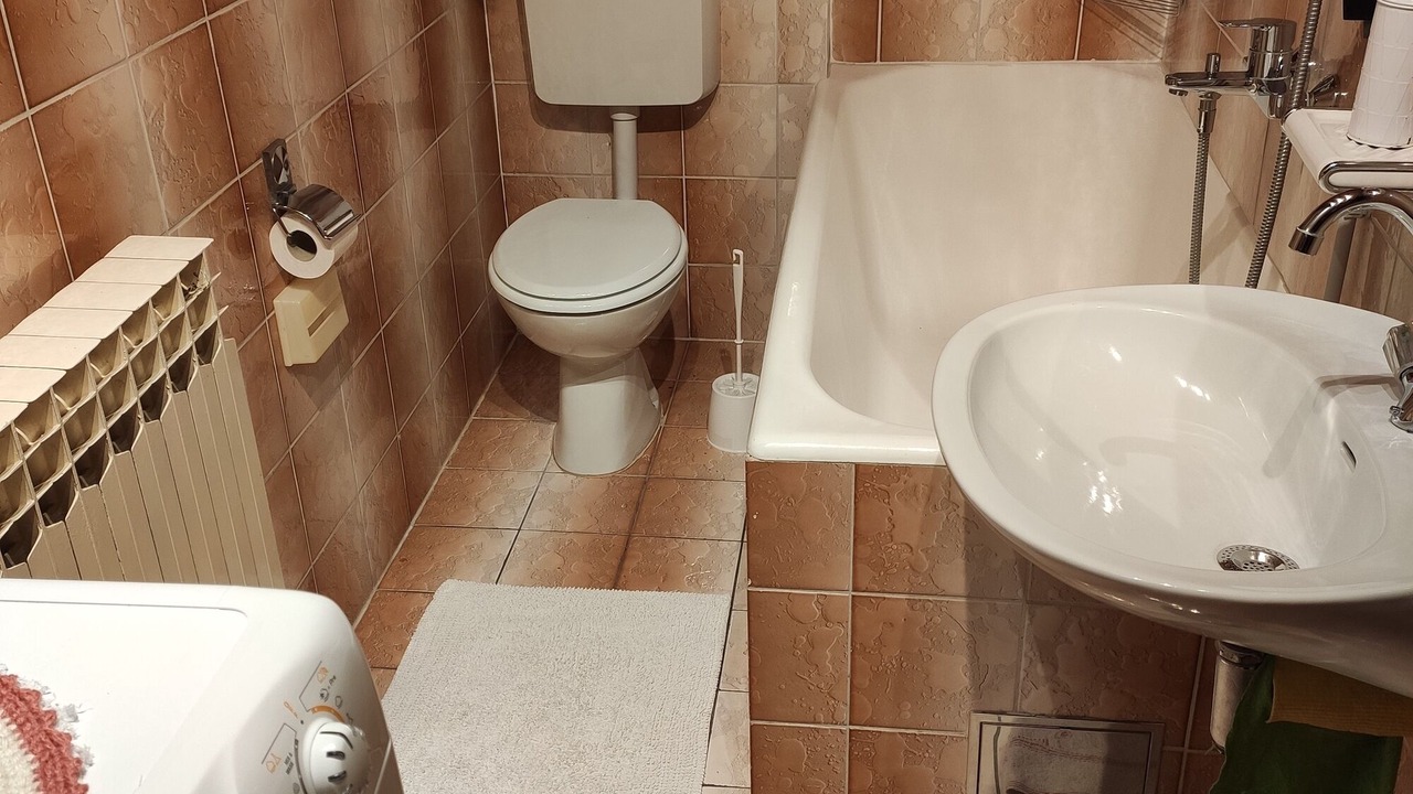 Photo of Bathroom in Plat
