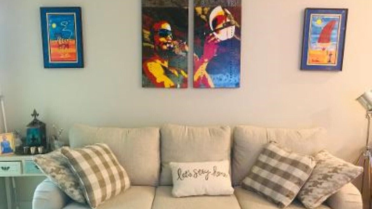 Photo of Livingroom in South 7th Ward